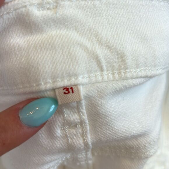 Levi Jean Shorts - Picture 4 of 4